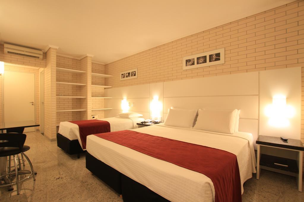 Hotel Confiance Prime Batel Curitiba Ruang foto