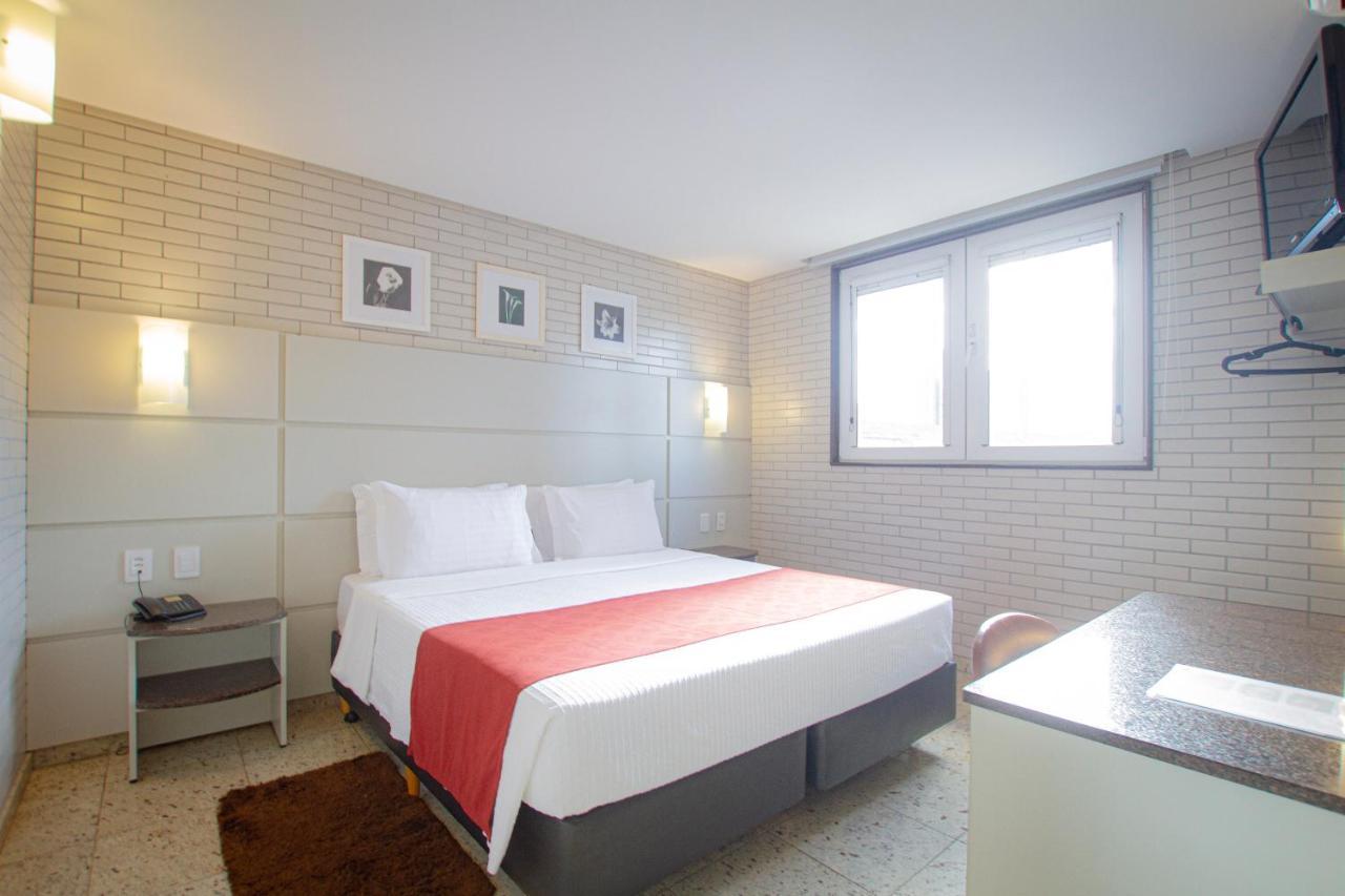 Hotel Confiance Prime Batel Curitiba Bagian luar foto