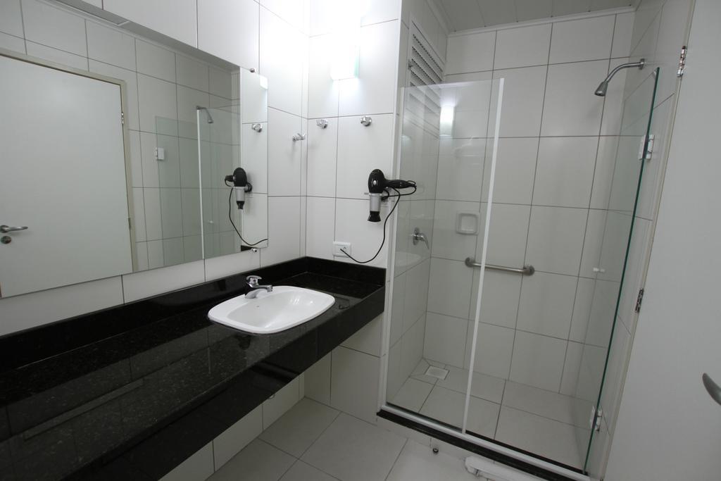 Hotel Confiance Prime Batel Curitiba Bagian luar foto